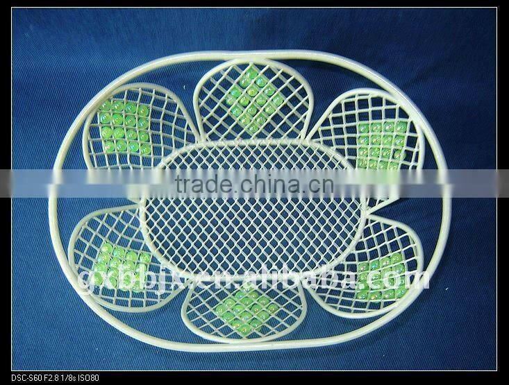 Egg shaped creamywhite decorative with green pearl storage fruit basket mill