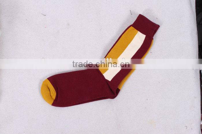 wholesale lady knee high socks lady sport socks factory