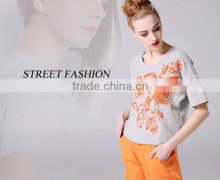 Wholesale fashion embroider women's crop top