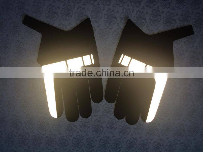 China supplier 3m glow in the dark screen print reflective transfer film for garments and shoes logos