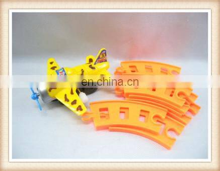 kids assemble Funny wind up express train toys with road sign railway toys