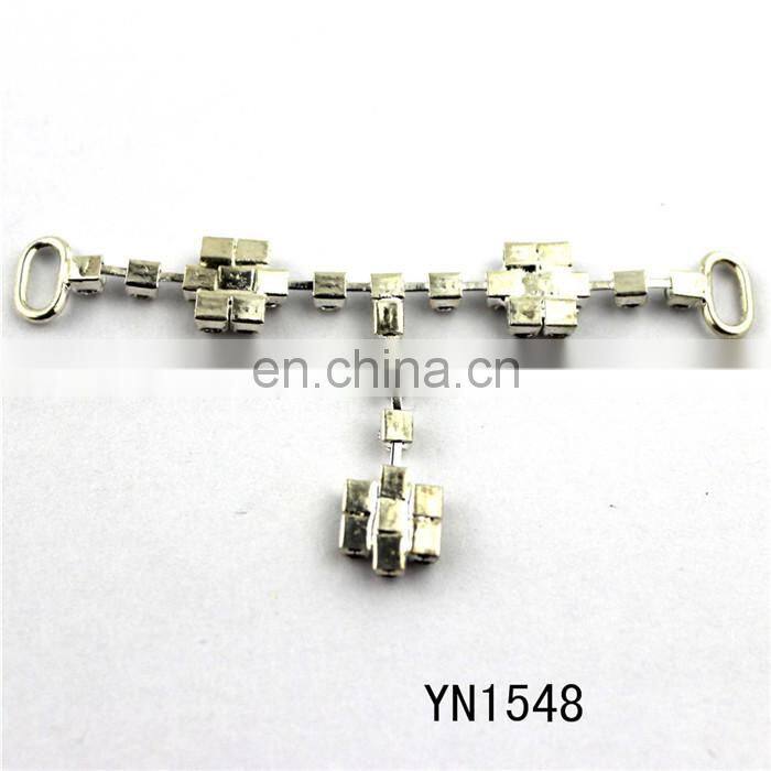 China cheap rhinestone shoe decoration