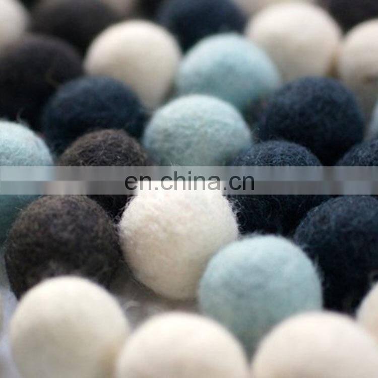 Hot Sale solid no fillers felt wool dryer balls for clothing dryer helper