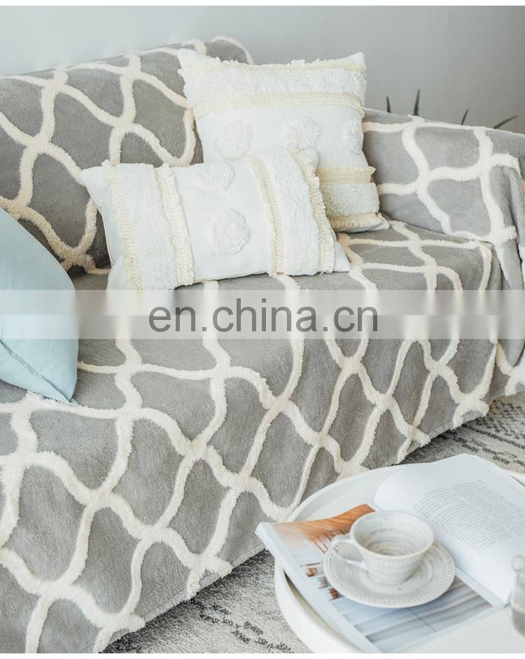High quality 100% polyester sofa protector plush couch cover for winter
