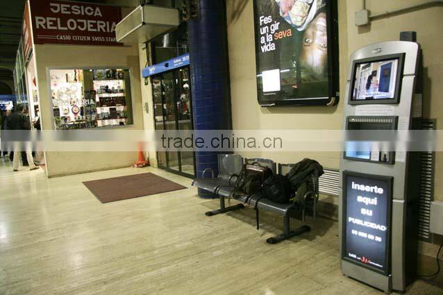 Mobile phone charging vending station