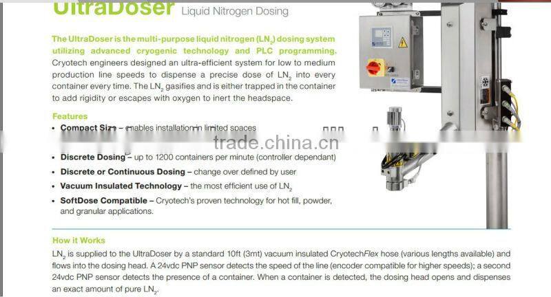 Liquid nitrogen injector for beverage