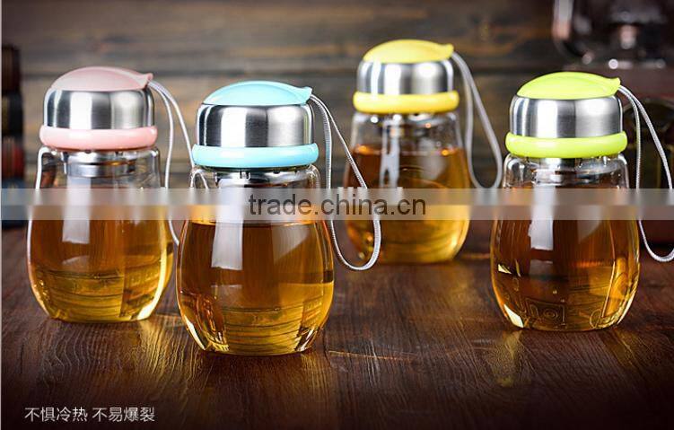 best sell lovely round shape glass tea infuser bottle with sleeve and tea holder