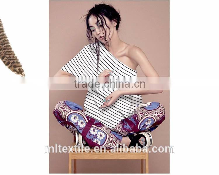 Stripes printed 16mm crepe de chine fabric in 100% silk