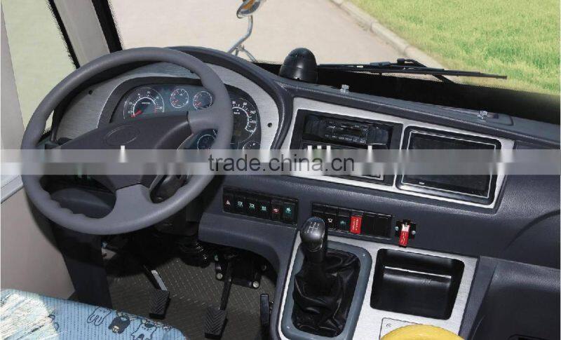 China 5.2m new yellow school bus with gasoline engine for sale