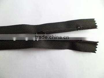 7# nylon waterproof zipper fastener close end with painted auto-lock thumb slider back side slider rain wear coate zipper