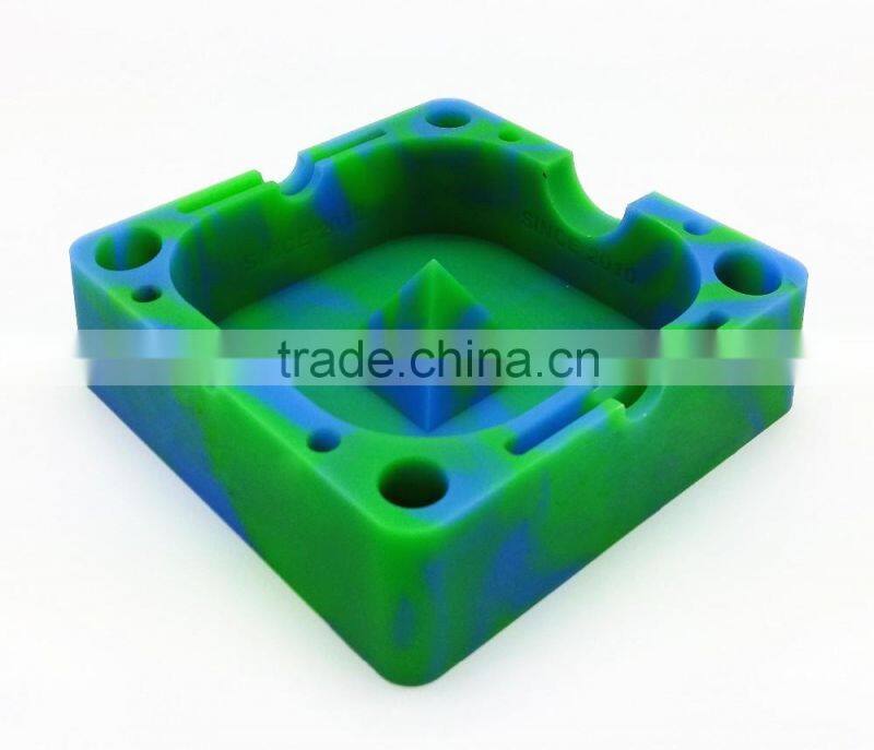 Unbreakable flexible heat resistant Sqaure multi-functional smokeless silicone custom made portable ashtray