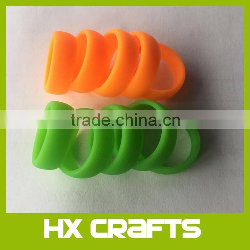 Excellent Silicone Wedding Band Ring for Sprots with Different Thickness