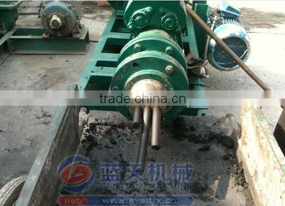 Environmental Friendly Double Screw Peanut Shell Charcoal Briquette Machinery