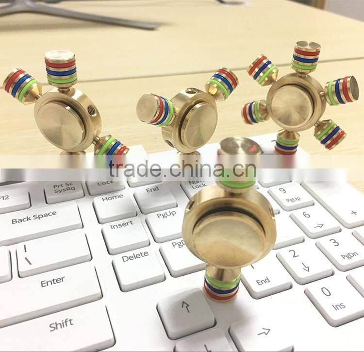 New arrival OEM LED metal spinning toys alloy hand spinner toys fidget Spinner