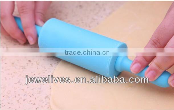 Silicone kids flour noodle rolling pin
