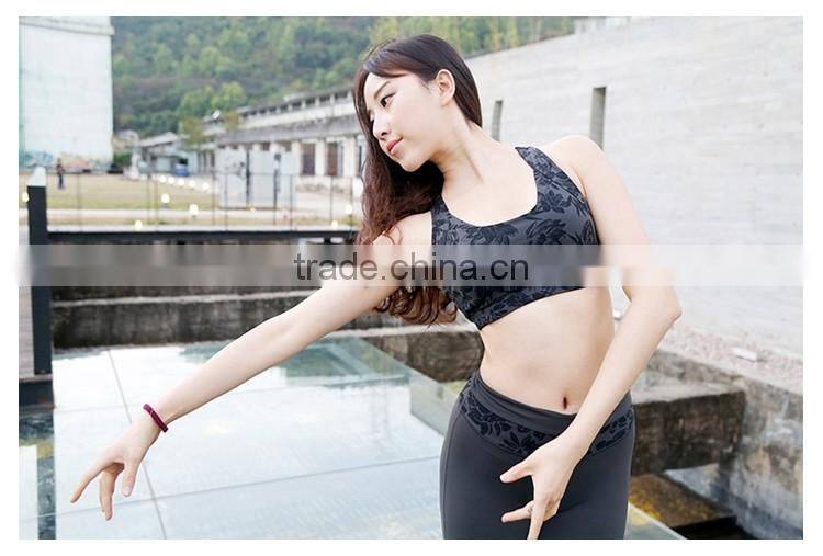 New Arrival Trendy Style Flower Printed Yoga Pants Tank Tops Fitness Wear