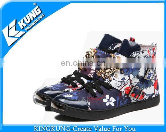 Cheap casual shoes with different color rivet on wholesale