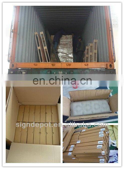 Weldon the new custom removable fence contains PVC cloth and glass sheets cafe barrier