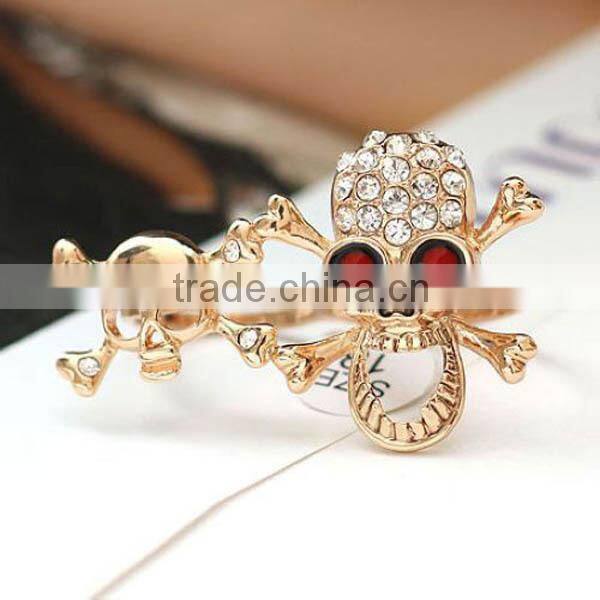 New Design Fashion Hot Selling Skull Two Finger Crystal Rings For Ladies