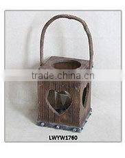 Antique Gold Metal Crown Candle Holder