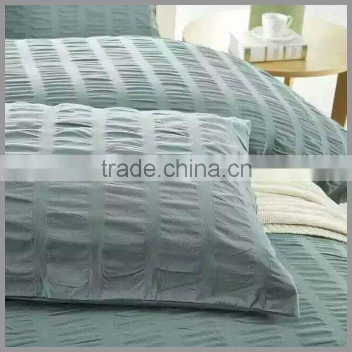 Seersucker Cotton Strip Ruffle Duvet Cover/ Natural seersucker cotton strip ruffle duvet cover/fitted sheet