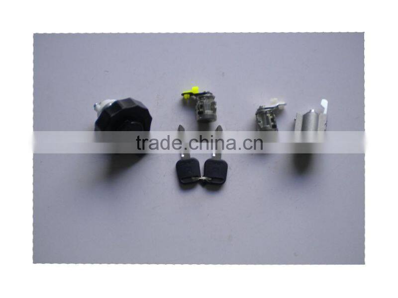 Kairui auto complete cylinder lock broad body Renren JMC QINGLING pick up truck spare parts
