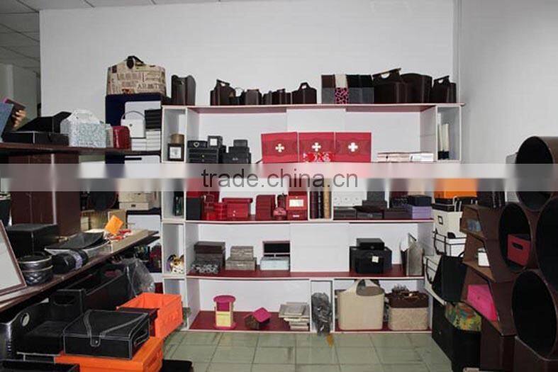 Beauty Gifts Small Square Blue Leather Foldable Makeup Mirror