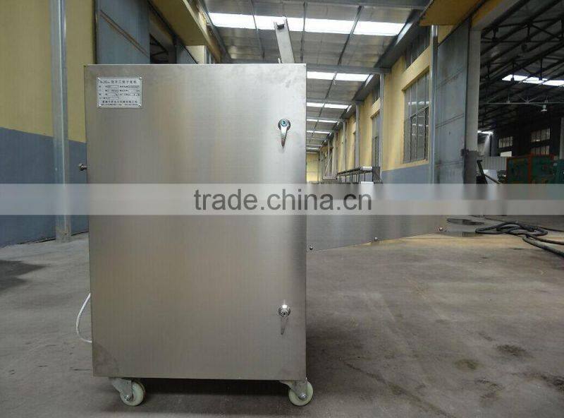 Imitation of manual dumpling skin making machine