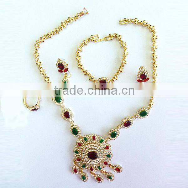 New design gold plated costume jewelry gold necklace and bracelet micro zircon set
