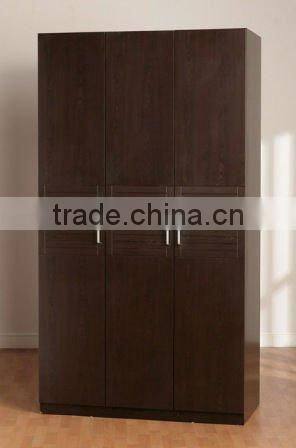 Bedroom wall wardrobe with three doors