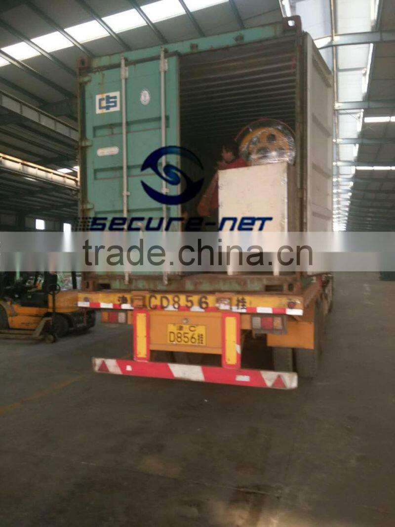 Expanded metal sheet making machine with mesh panels