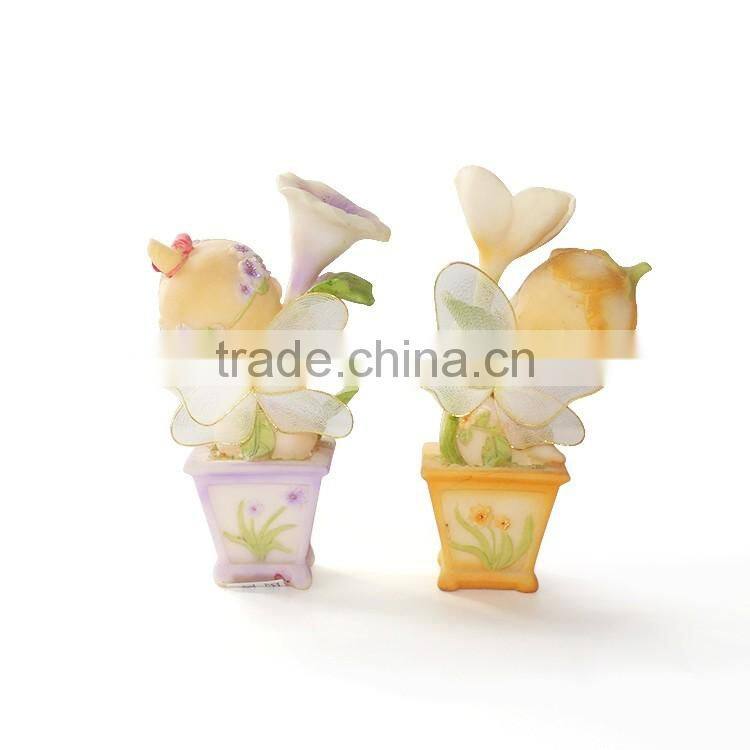 Couple cute baby shower figurines wholesale