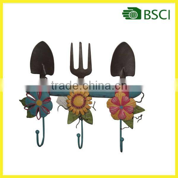 China Factory Best Selling Metal Garden Hook Iron Furniture Metal Wall Art