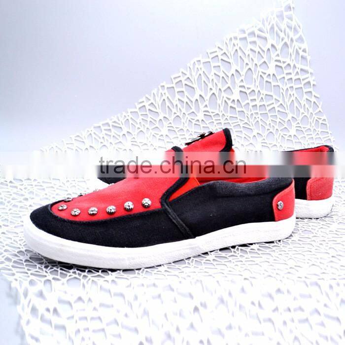 Comfortable design student fashion flat slip-on men canvas shoes with rivet