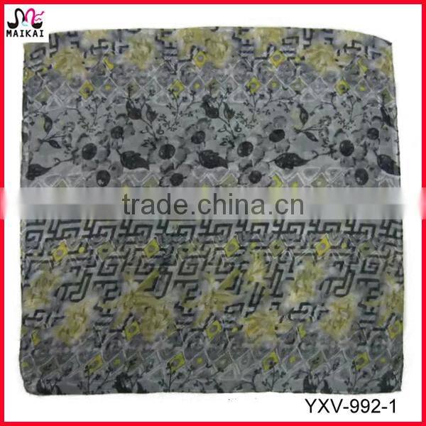 New design winter fashion heart printed muslim scarf