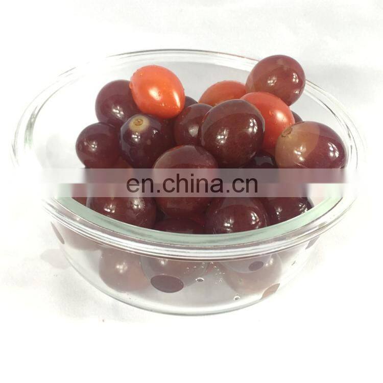 Microwave oven safe glass food storage container with snap locking lid