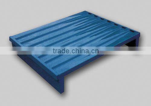 two-way or four-way form heavy duty steel pallet