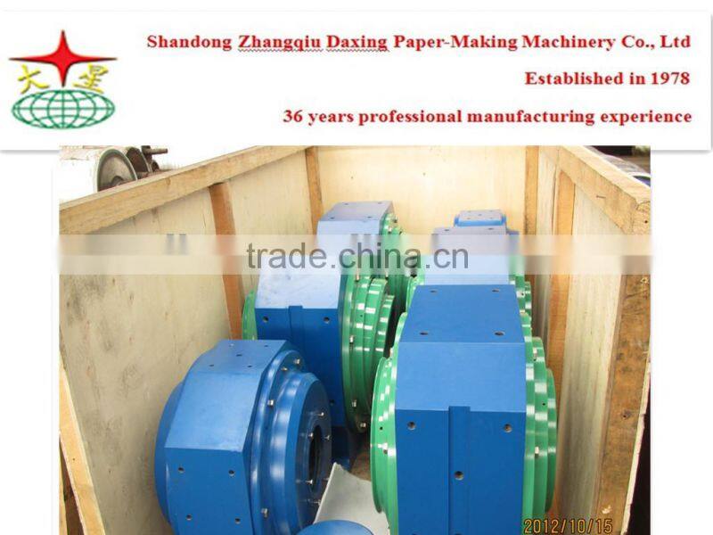 roller bearing housing