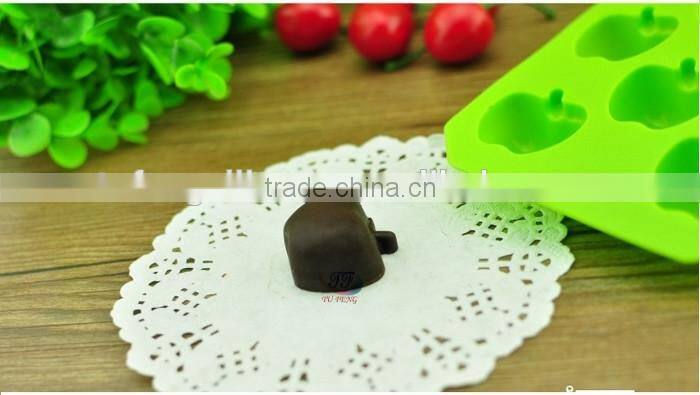 Wholesale High Quality Dog Bone Shape Custom Silicone Ice Cube Tray