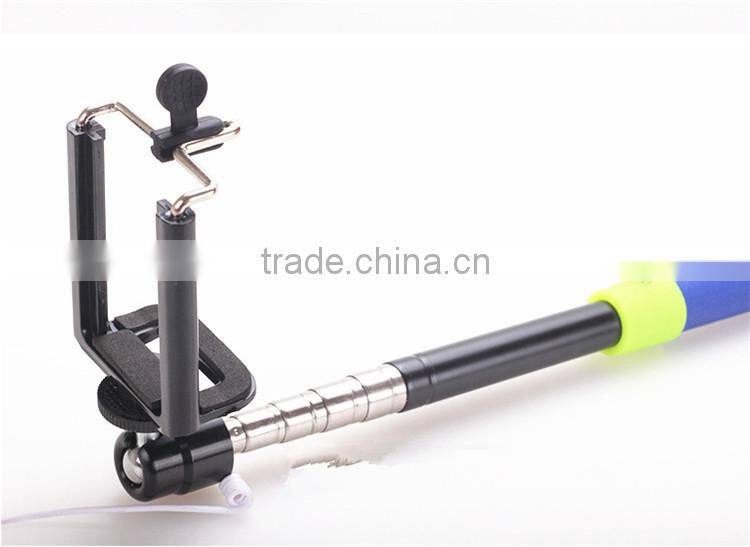 2015 hot product one piece monopod mini selfie stick with cable Z05 selfie monopod for mobile phone
