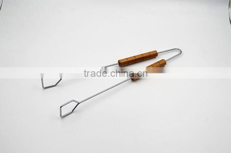 2016 hot selling BBQ tool set with wooden handle