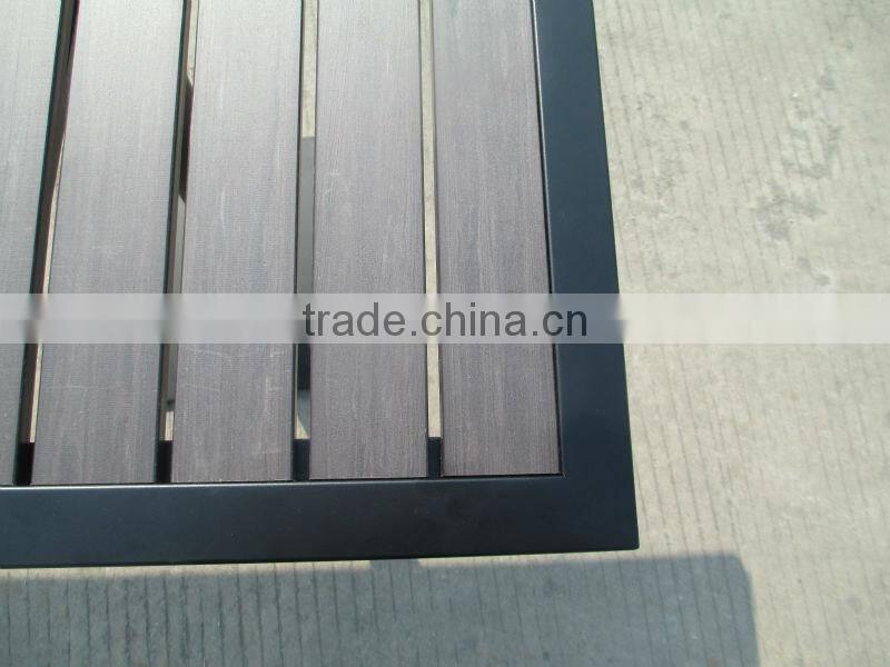 Outdoor furniture 100% plastic wood table bar table