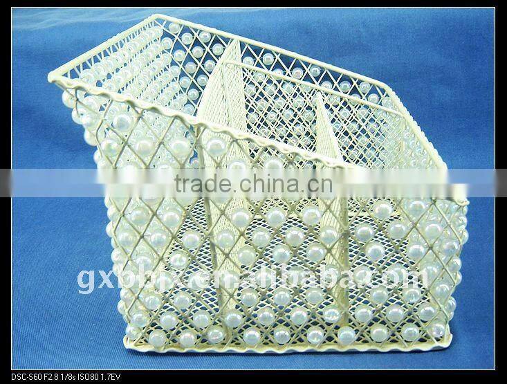 White metal wire and pearl woven magazine&file storage stand