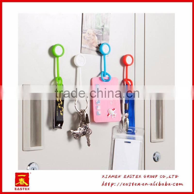 Multipurposed button silicone pothook