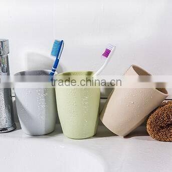 2016 new product cheap plastic toothbrush cup tooth mug gargle cup with handle