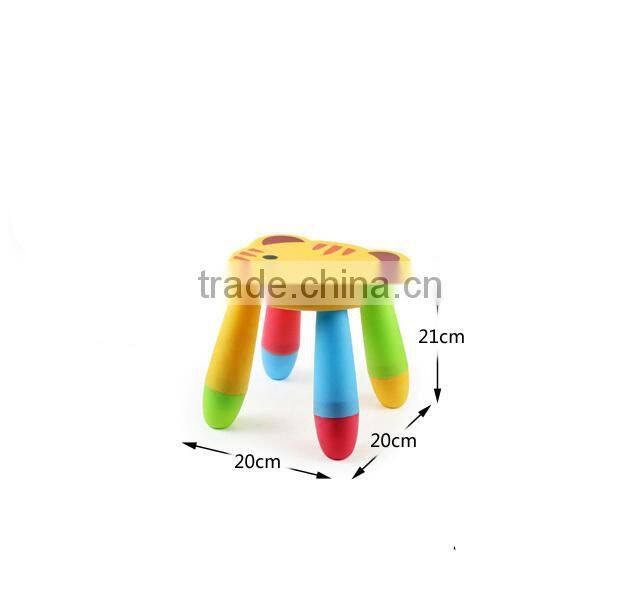 Easy fold round plastic cartoon bee foot stool for children