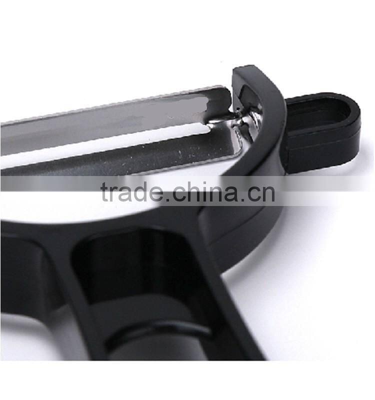 PE-0260 Vegetable And fruit peeler