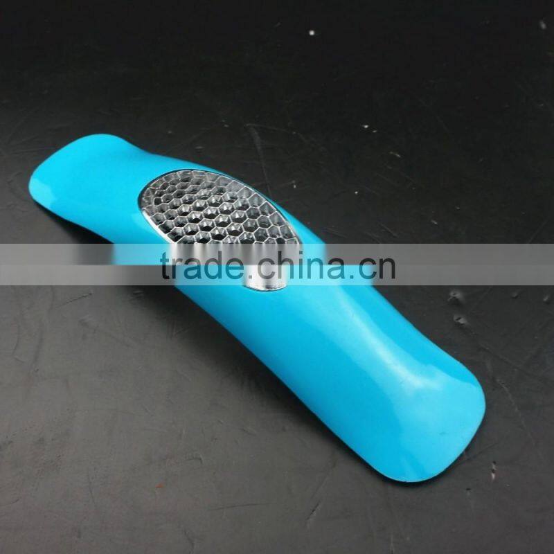 42191 Ginger Garlic Presser Mincer CrusherChopper