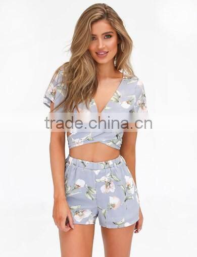 2016 Fashionable Floral Printed Bandage Crop Top And Shorts Sets