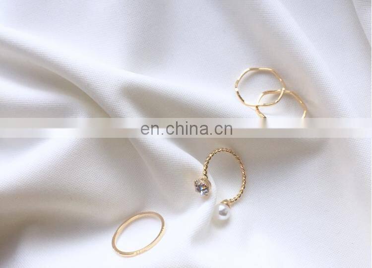 4PCS/Set Gold plated Minimalist Pearl Diamond Mix Design For Women Knuckle Ring Set